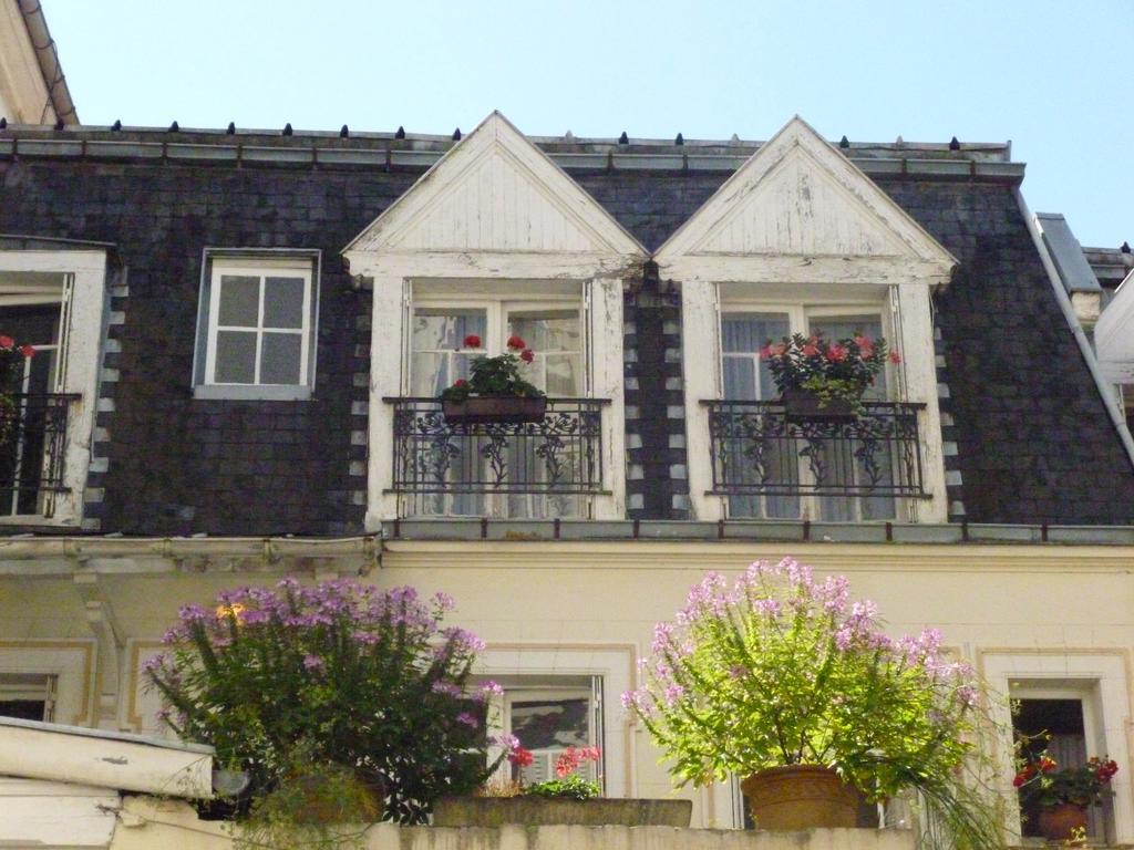 Hotel California Vichy Esterno foto