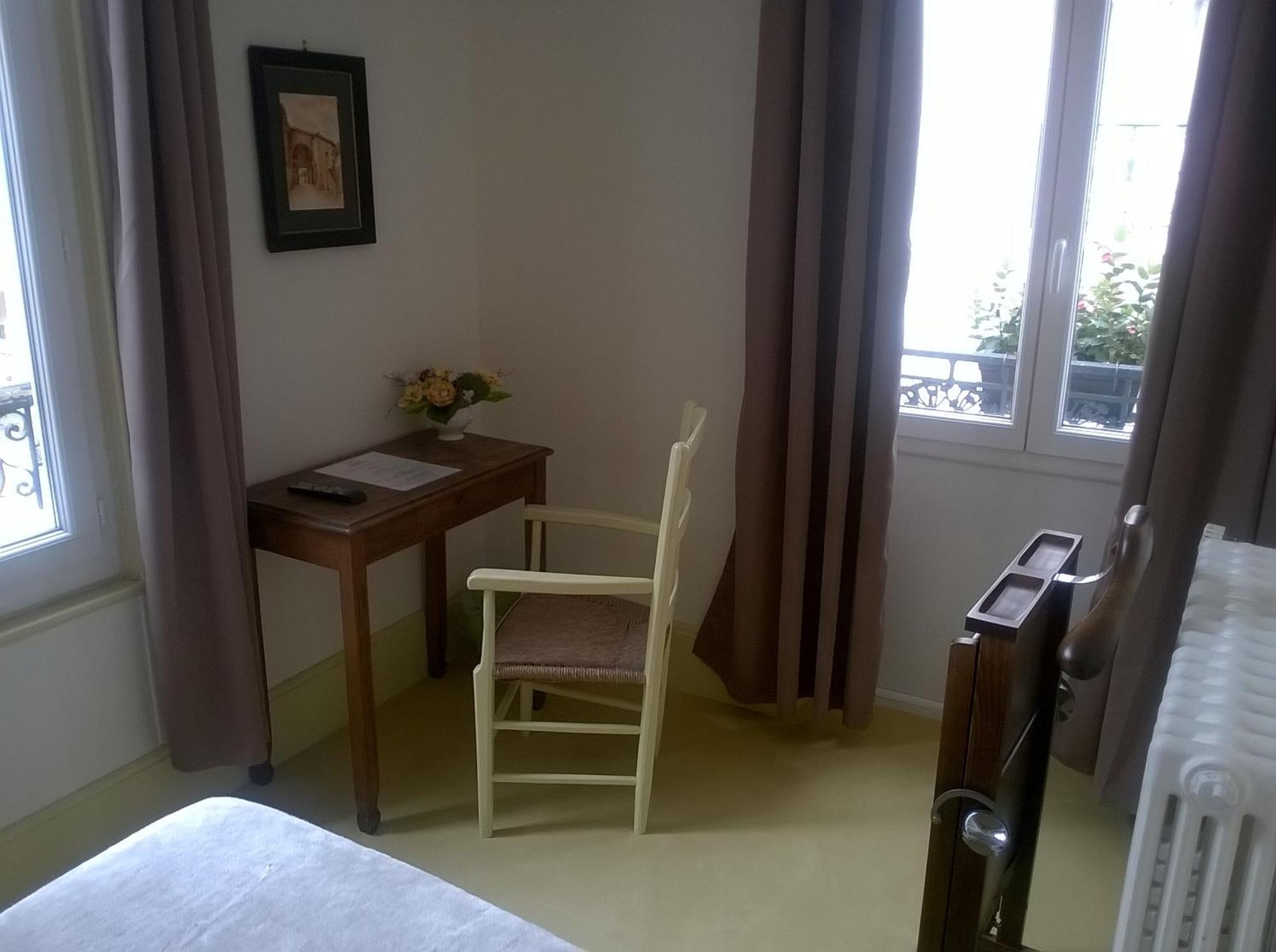 Hotel California Vichy Camera foto