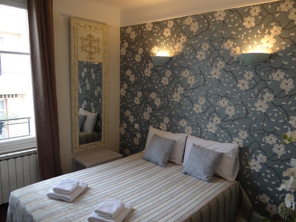 Hotel California Vichy Camera foto